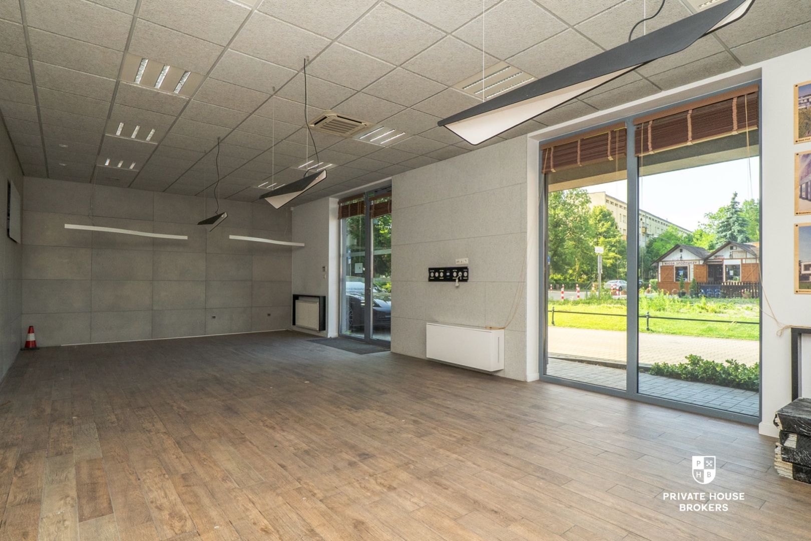 Commercial space for rent Krasickiego street 57 sqm - Commercial premises - Rent - Kraków, Podgórze