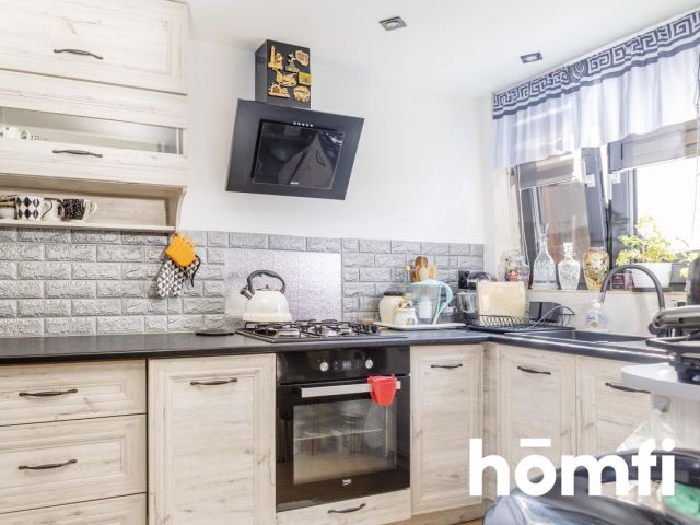 House with Two Independent Living Areas | Kielce - Дім - Продаж - Kielce, Malików