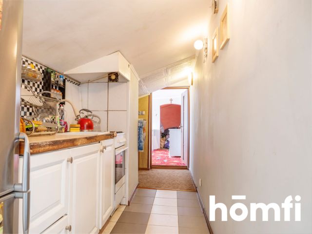 House with Two Independent Living Areas | Kielce - Дім - Продаж - Kielce, Malików