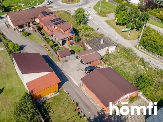 House with Two Independent Living Areas | Kielce - Дім - Продаж - Kielce, Malików