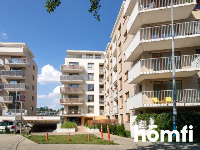 Panoramic windows and views of the treetops | Ruczaj district - Apartment - Sale - Kraków, Ruczaj