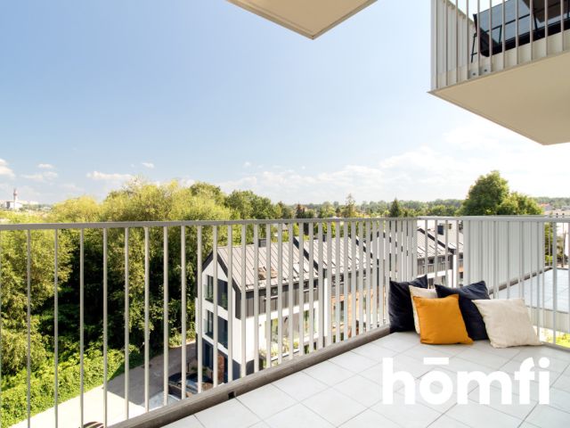 Panoramic windows and views of the treetops | Ruczaj district - Apartment - Sale - Kraków, Ruczaj