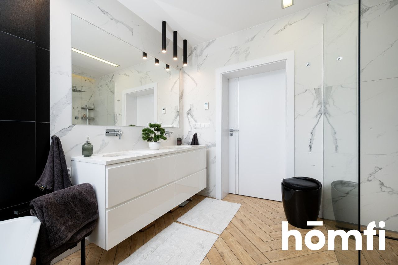 House for Sale in Bełchatów – Modern Detached Home with a Large Plot, Garage and Solar Panels - House - Sale - Bełchatowski, Bełchatów / Zawady