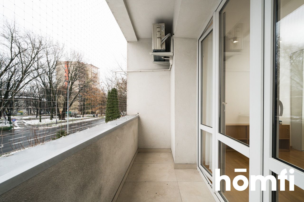 COMFORTABLE STUDIO APARTMENT WITH BALCONY / ŁOBZÓW / BRONOWICKA / ARMII KRAJOWEJ / AGH / UJ / PK - Apartment - Rent - Kraków, Krowodrza / Łobzów