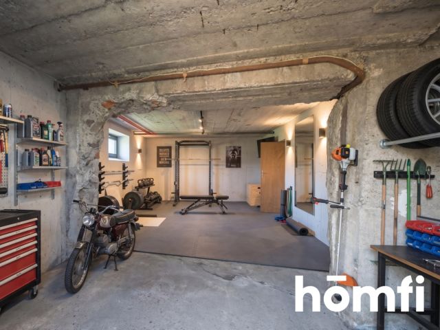 DOM Z POTENCJAŁEM 272 M2 | 5 POK | GARDEROBA | GARAŻ | DZIAŁKA 11,47 AR | KANALIZACJA | SUŁKÓW GM. WIELICZKA - Dom - Sprzedaż - Wielicki, Wieliczka / Sułków