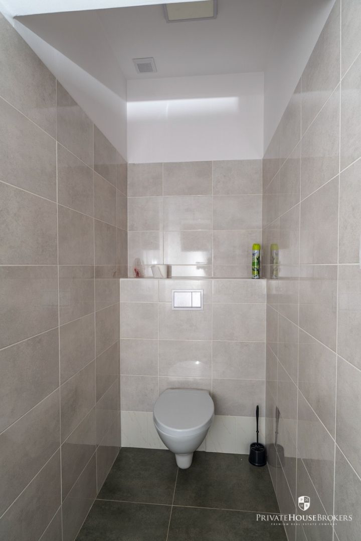 Commercial space 74 sqm Bieżanów- Prokocim district - Commercial premises - Sale - Kraków, Podgórze / Bieżanów-Prokocim