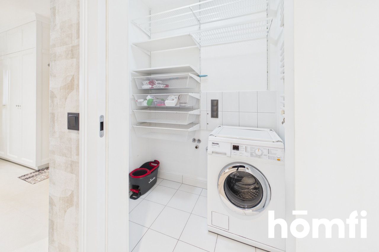 FOR RENT!Spacious, 3-room apartment (76 m²) with a large terrace and garage – Bajeczna St., Kraków - Apartment - Rent - Kraków, Śródmieście / Dąbie