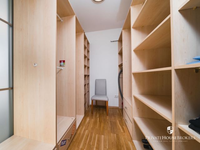 Functional apartment with two balconies at lea street - Apartment - Rent - Kraków, Krowodrza
