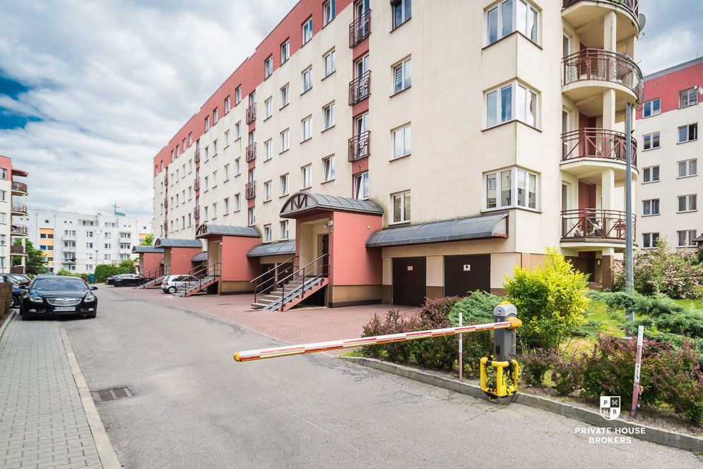 Comfortable, fully furnished two rooms apartment with a balcony - Apartment - Rent - Kraków, Nowa Huta / Oświecenia