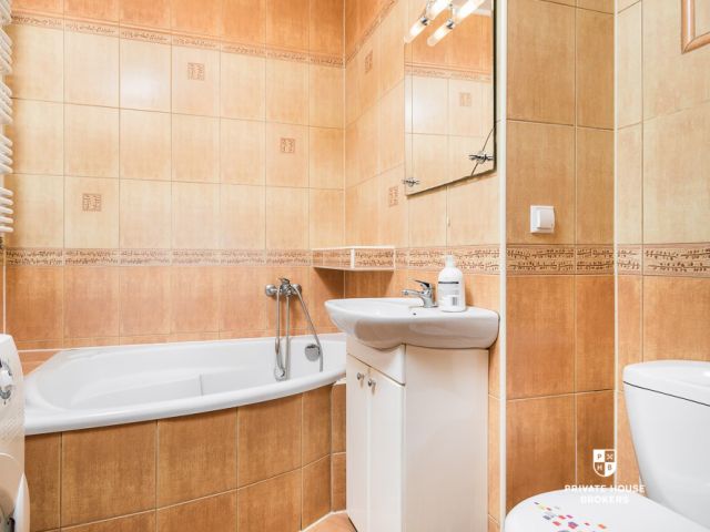 Comfortable, fully furnished two rooms apartment with a balcony - Apartment - Rent - Kraków, Nowa Huta / Oświecenia