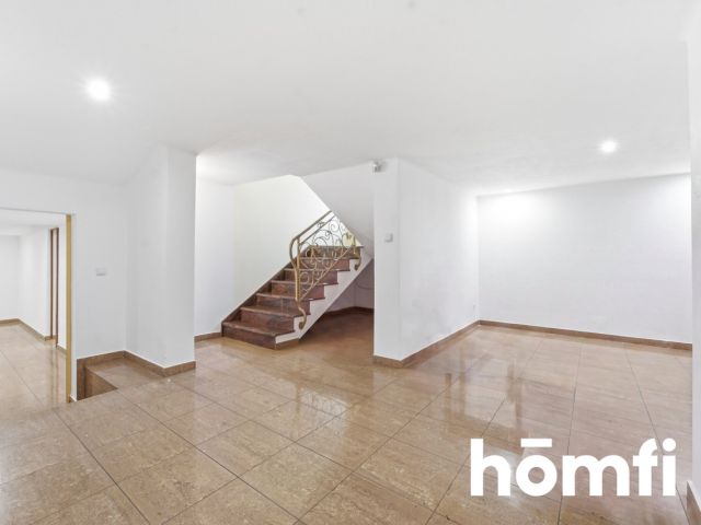 Spacious 7-Room House | 319 m² | 3,269 m² Plot - House - Sale - Myszkowski, Koziegłowy / Winowno
