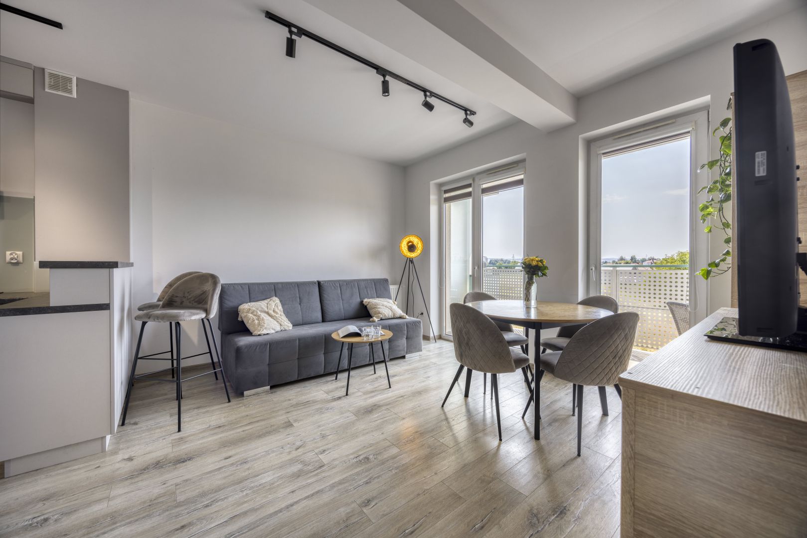 Monitorowane osiedle | duży balkon - Apartment - Rent - Rzeszów, Drabinianka