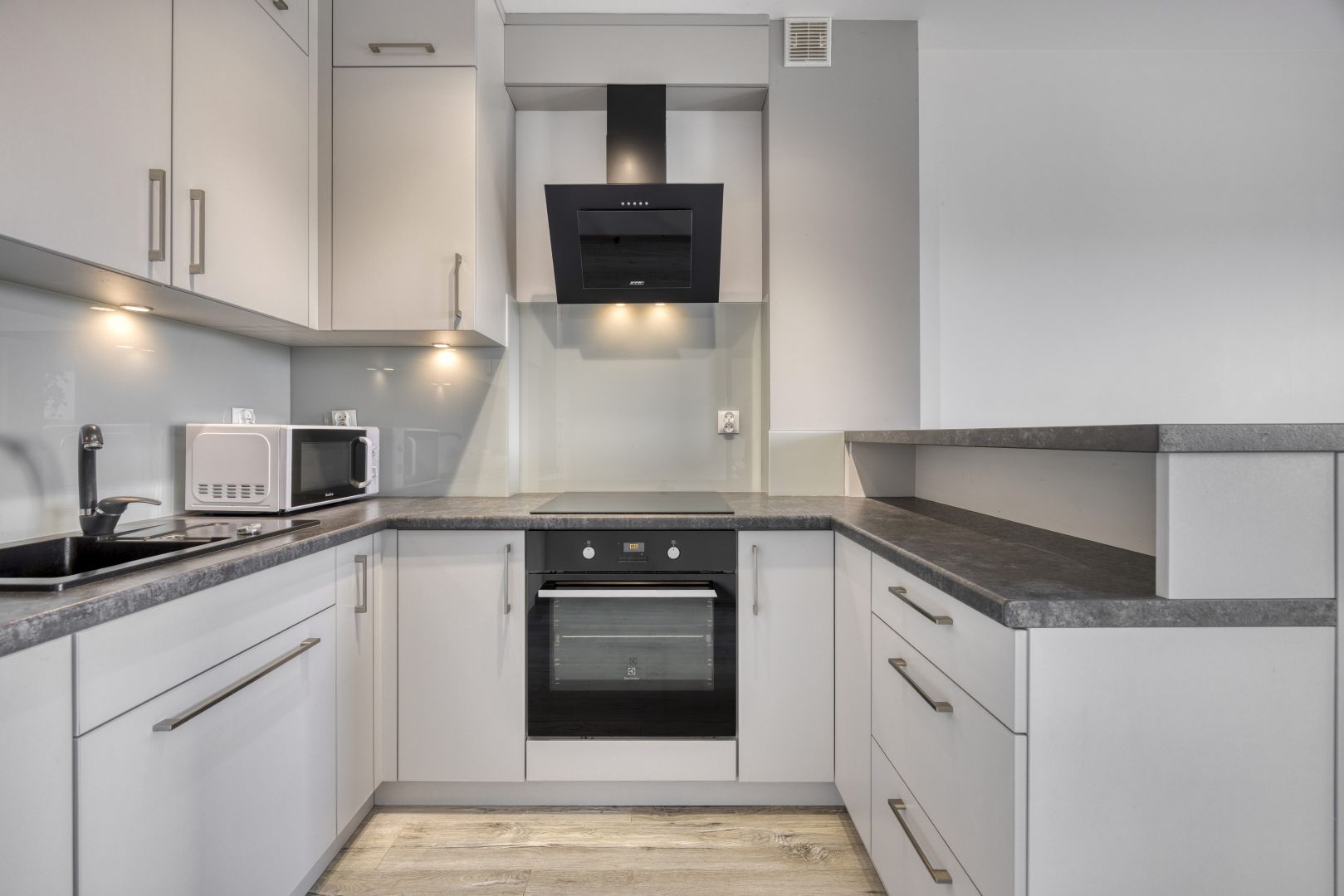 Monitorowane osiedle | duży balkon - Apartment - Rent - Rzeszów, Drabinianka