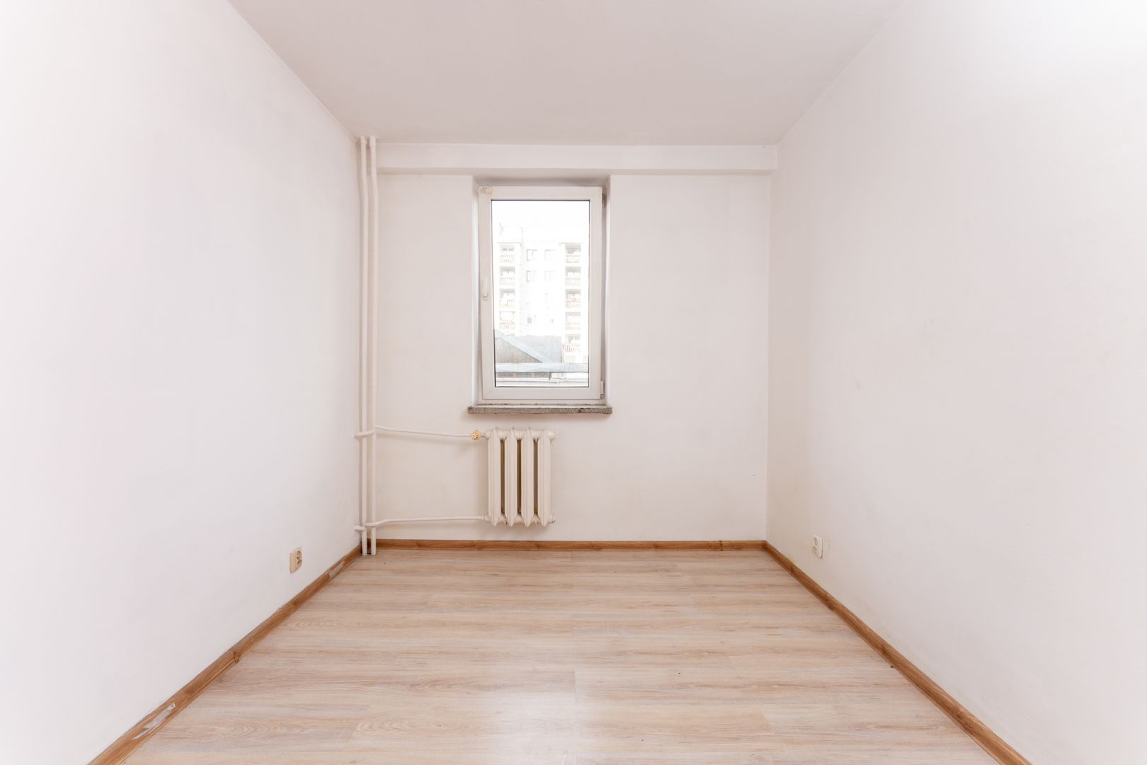 3-Room Apartment with Separate Kitchen – Renovation Opportunity – Praga, 70m2 - Квартира - Оренда - Warszawa, Praga-Północ / Stara Praga