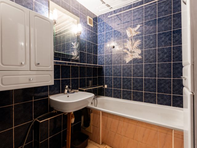 3-Room Apartment with Separate Kitchen – Renovation Opportunity – Praga, 70m2 - Квартира - Оренда - Warszawa, Praga-Północ / Stara Praga