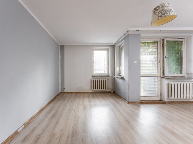 3-Room Apartment with Separate Kitchen – Renovation Opportunity – Praga, 70m2 - Квартира - Оренда - Warszawa, Praga-Północ / Stara Praga
