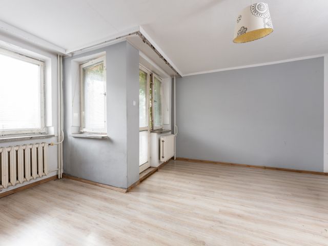 3-Room Apartment with Separate Kitchen – Renovation Opportunity – Praga, 70m2 - Квартира - Оренда - Warszawa, Praga-Północ / Stara Praga