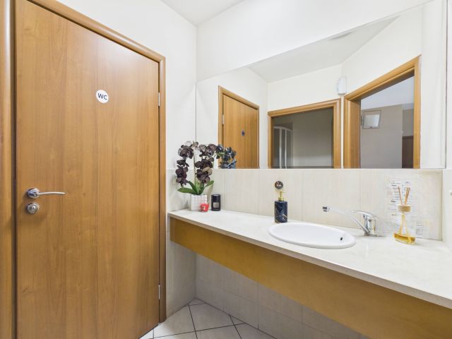 Lokal usługowy 195 m² | Łódź, Widzew – ul. Wujaka 4 - Lokal użytkowy - Wynajem - Łódź