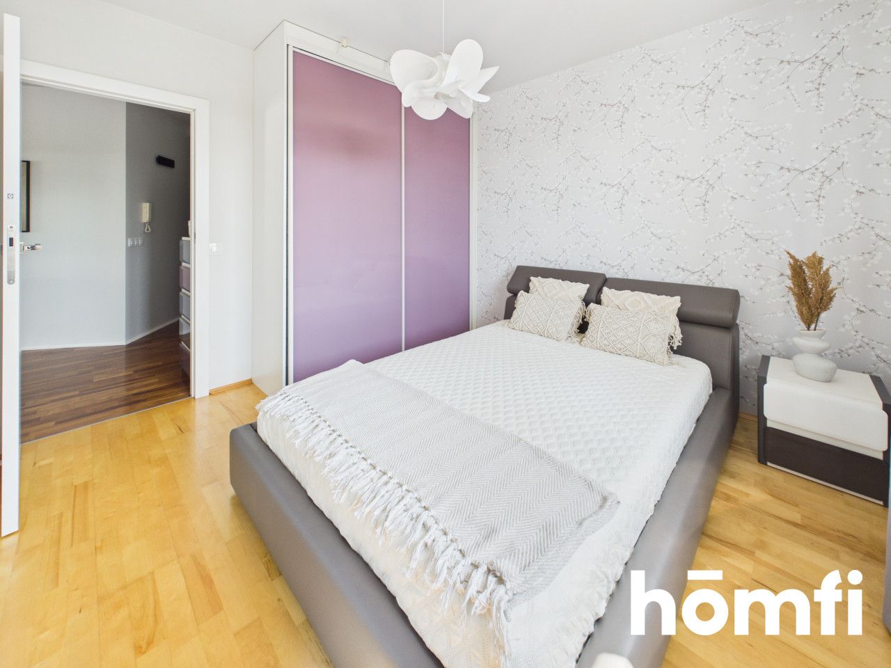 FOR RENT: SPACIOUS 3-ROOM APARTMENT WITH PRIVATE LOCKABLE GARAGE AND STORAGE UNIT - Квартира - Оренда - Kraków, Krowodrza / Prądnik Biały
