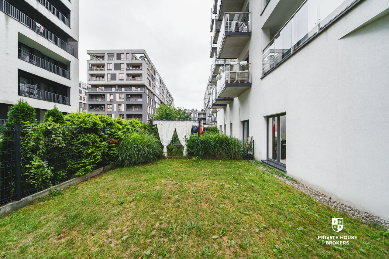 Unique apartment with garden and mezzaine in the heart of Zabłocie district | parking place in garage - Apartment - Sale - Kraków, Zabłocie