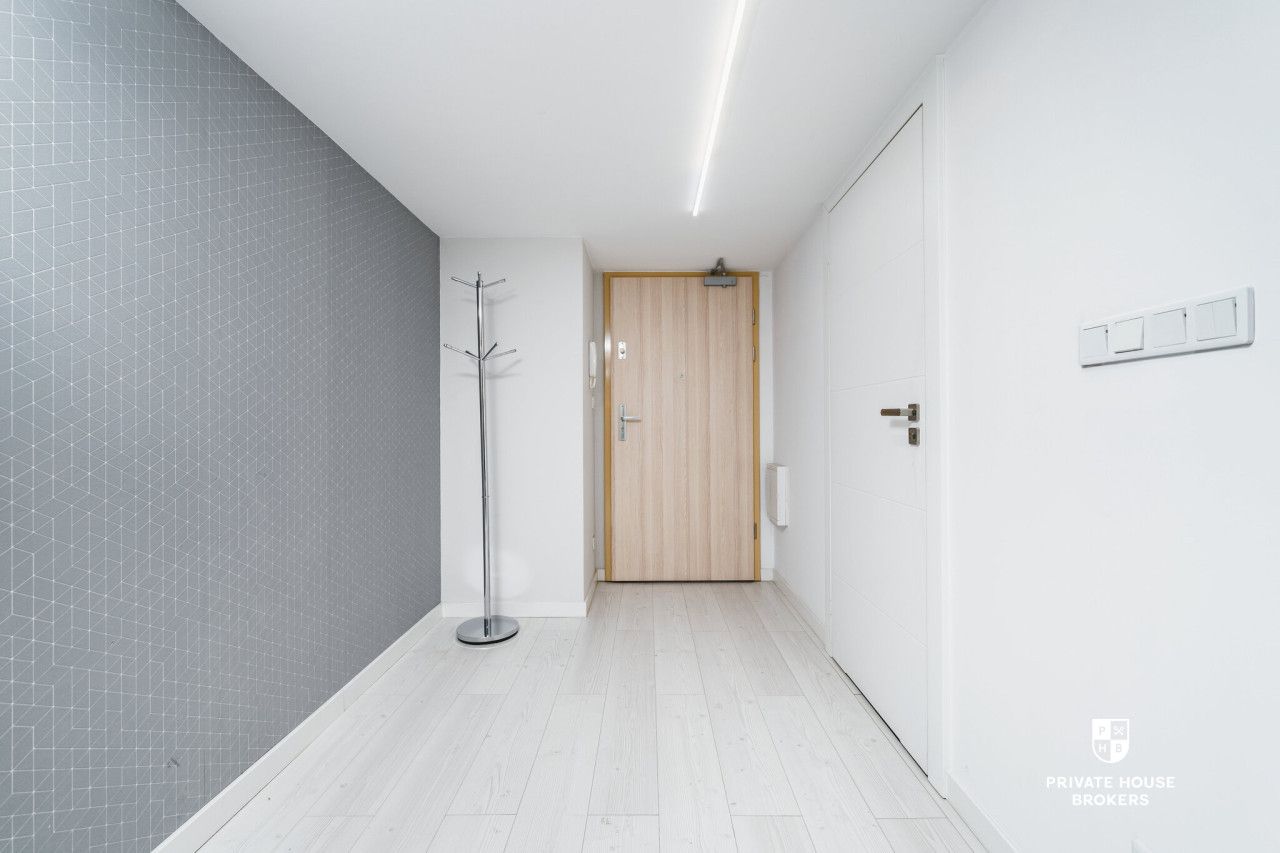 Unique apartment with garden and mezzaine in the heart of Zabłocie district | parking place in garage - Apartment - Sale - Kraków, Zabłocie