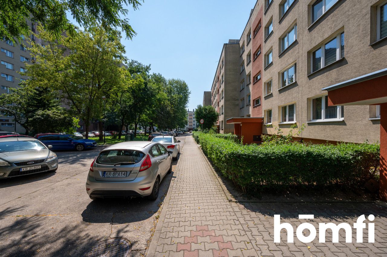 3 pok. mieszkanie, widok na zieleń, duży balkon - Mieszkanie - Sprzedaż - Kraków, Nowa Huta / Czyżyny