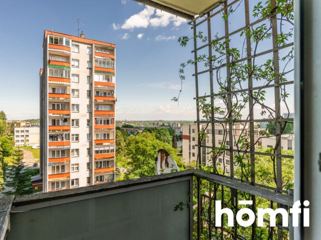 3-pok/ Po generalnym remoncie/ Z widokiem na panoramę miasta/ os. Piastów/ Mistrzejowice - Mieszkanie - Sprzedaż - Kraków, Nowa Huta / Mistrzejowice
