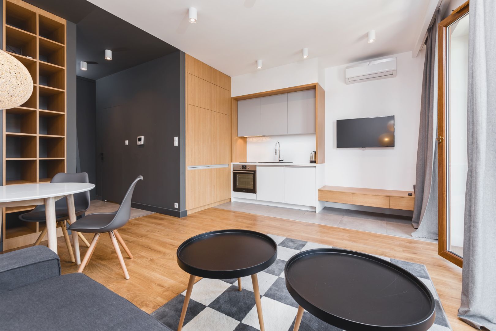 Air-conditioned stylish studio in "Wiślane Tarasy" - Apartment - Rent - Kraków, Śródmieście / Grzegórzki