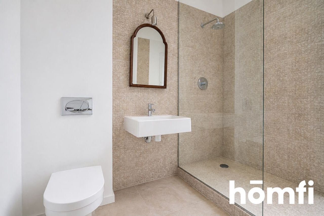 An impressive property with exceptional architecture - Дім - Продаж - Pruszkowski, Nadarzyn / Krakowiany