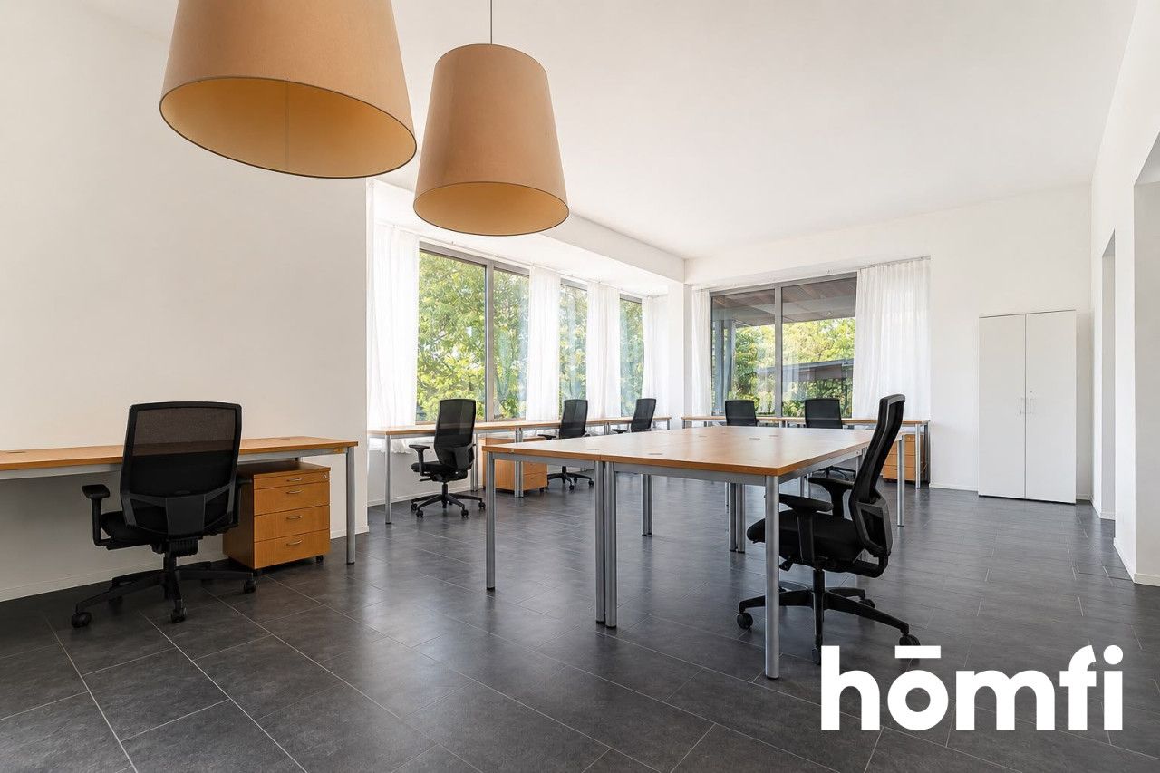 An impressive property with exceptional architecture - Дім - Продаж - Pruszkowski, Nadarzyn / Krakowiany
