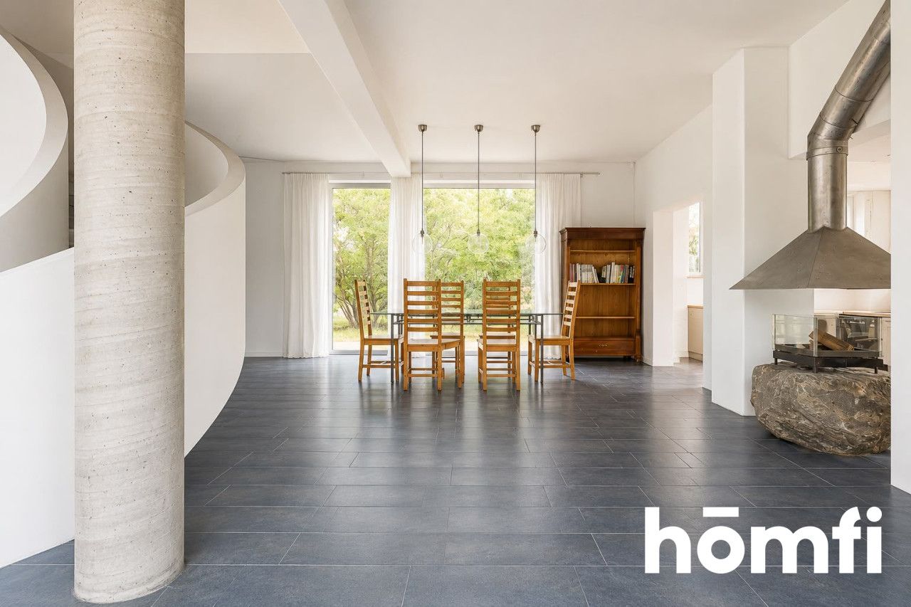 An impressive property with exceptional architecture - Дім - Продаж - Pruszkowski, Nadarzyn / Krakowiany