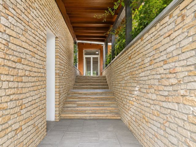 A spectacular residence bordering a nature reserve - House - Sale - Pruszkowski, Nadarzyn