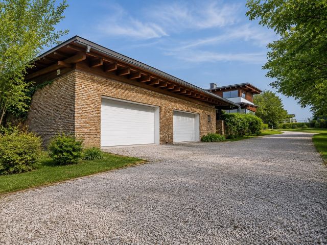A spectacular residence bordering a nature reserve - House - Sale - Pruszkowski, Nadarzyn