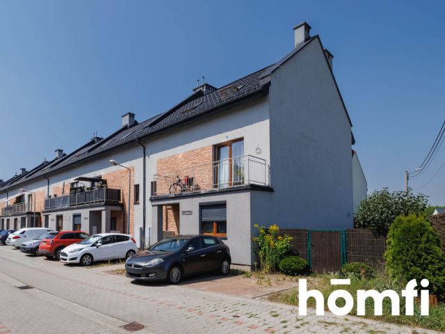 Two-Bedroom Apartment with a Private Garden, Air Conditioning and Parking, on the Border of Kraków and Zielonki - Apartment - Sale - Krakowski, Zielonki