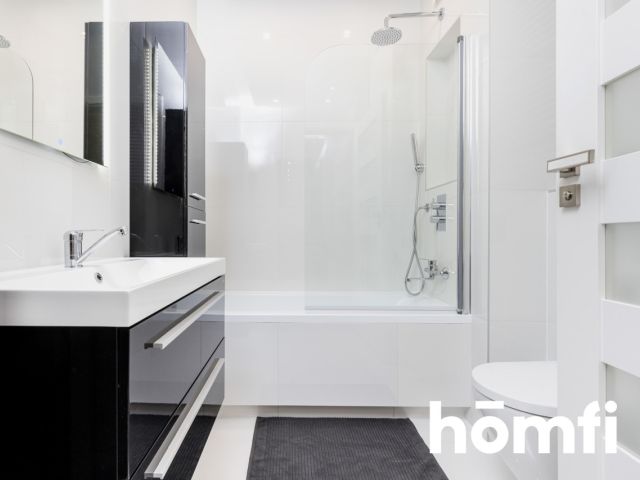 TWO-ROOM APARTMENT NEAR RONDO DASZYŃSKIEGO - Apartment - Rent - Warszawa, Wola