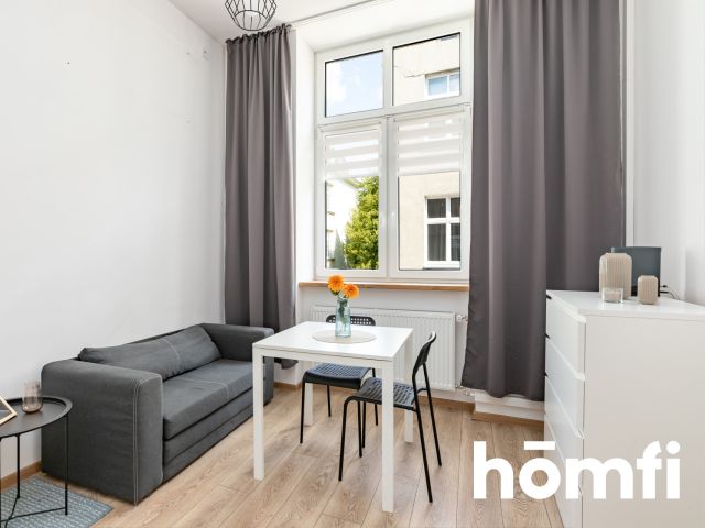 Studio Apartment near Manufaktura with a 5 m² Mezzanine - Apartment - Rent - Łódź, Polesie