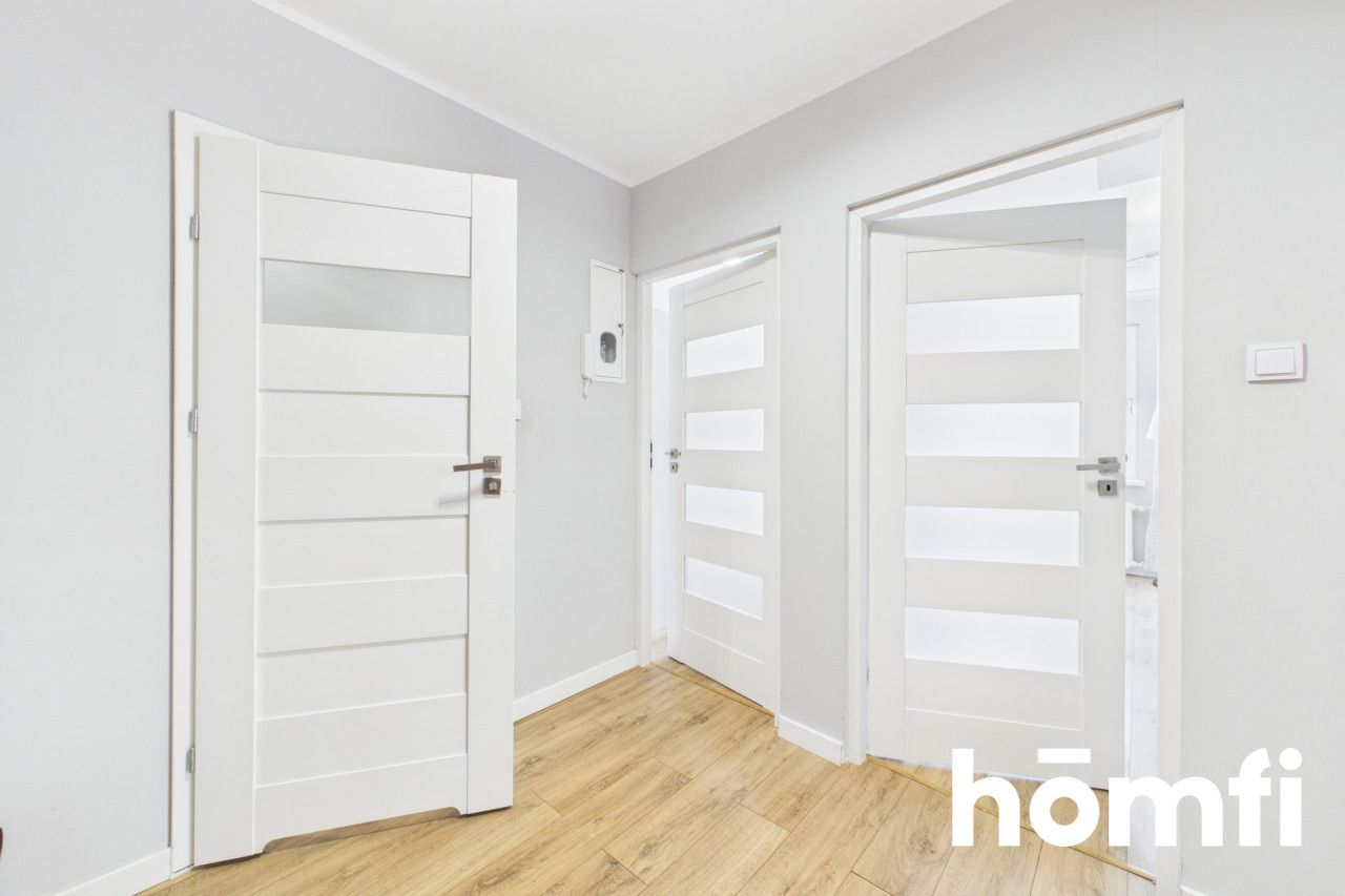 Bright and well-laid-out 3 rooms with a balcony | 46 m² | Os. Kombatantów 11 - Apartment - Rent - Kraków, Nowa Huta