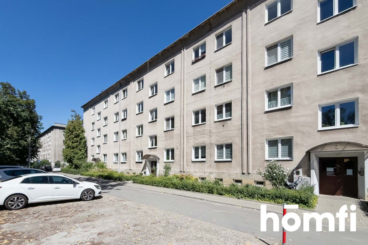 49 m² with Balcony | 2 Rooms | Nowa Huta | Potential for 3 Rooms - Apartment - Sale - Kraków, Nowa Huta / Nowa Huta