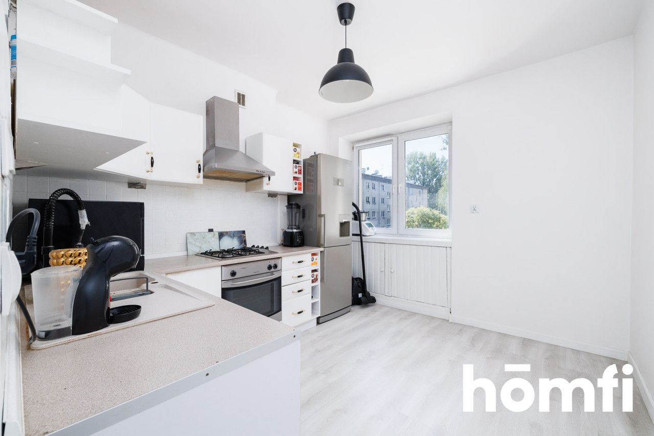 49 m² with Balcony | 2 Rooms | Nowa Huta | Potential for 3 Rooms - Apartment - Sale - Kraków, Nowa Huta / Nowa Huta