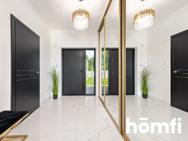 Modern residence by the forest | 6,746 m² plot - Дім - Продаж - Łańcucki, Czarna / Dąbrówki