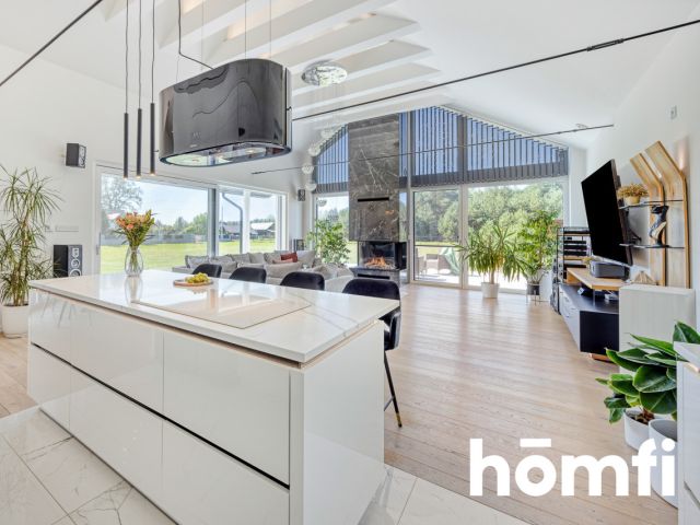 Modern residence by the forest | 6,746 m² plot - Дім - Продаж - Łańcucki, Czarna / Dąbrówki