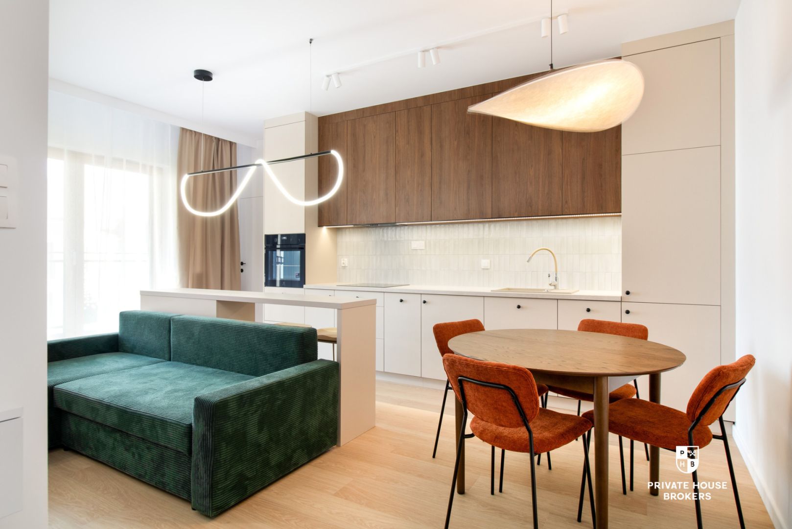 BRAND-NEW 2-BEDROOM APARTMENT | HIGH STANDARD | AIR CONDITIONING | GARAGE | RAKOWICKA STREET - Apartment - Rent - Kraków, Śródmieście / Stare Miasto