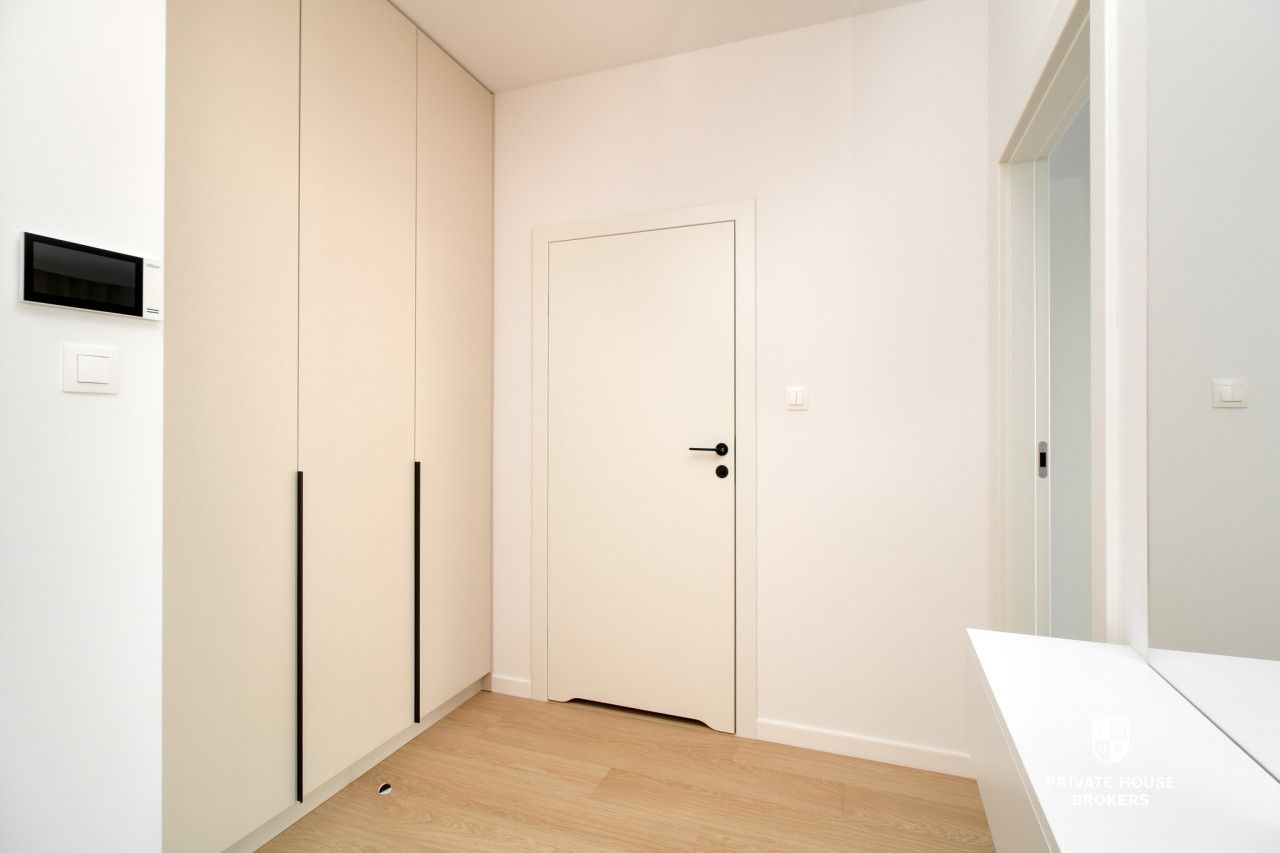 BRAND-NEW 2-BEDROOM APARTMENT | HIGH STANDARD | AIR CONDITIONING | GARAGE | RAKOWICKA STREET - Apartment - Rent - Kraków, Śródmieście / Stare Miasto
