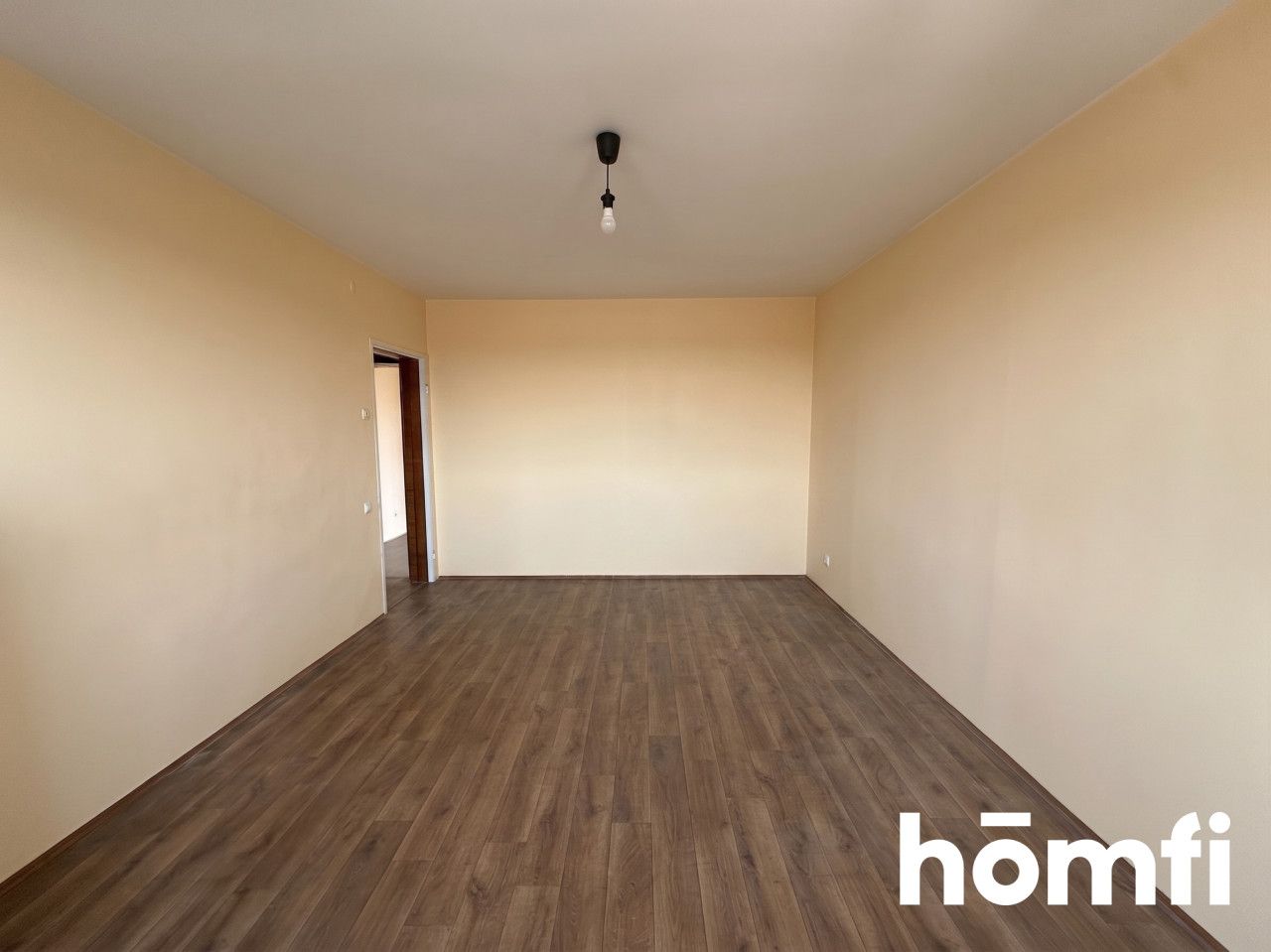 Spacious apartment requiring complete renovation - Apartment - Sale - Kielce, Centrum
