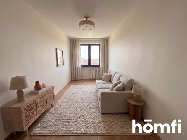 Spacious apartment requiring complete renovation - Квартира - Продаж - Kielce, Centrum