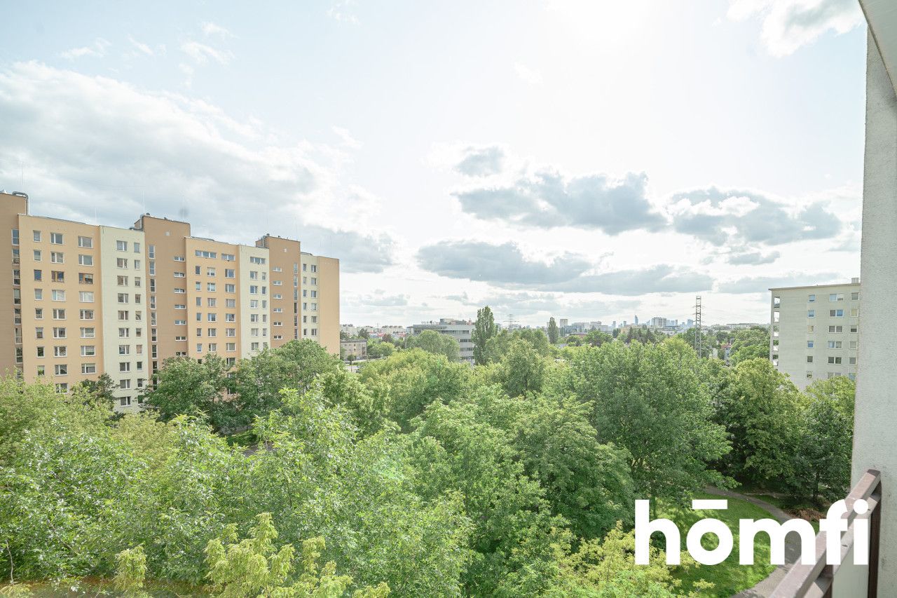 Cozy studio apartment with a balcony – near Promenada - Apartment - Rent - Warszawa, Praga-Południe