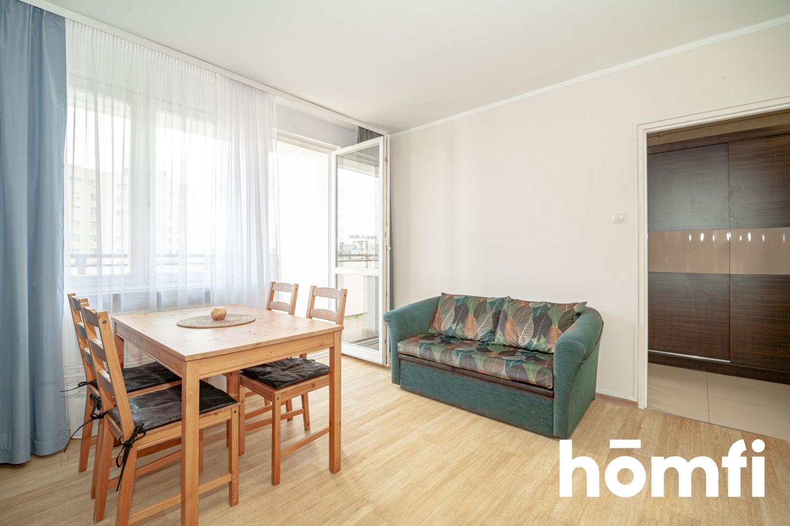 Cozy studio apartment with a balcony – near Promenada - Apartment - Rent - Warszawa, Praga-Południe