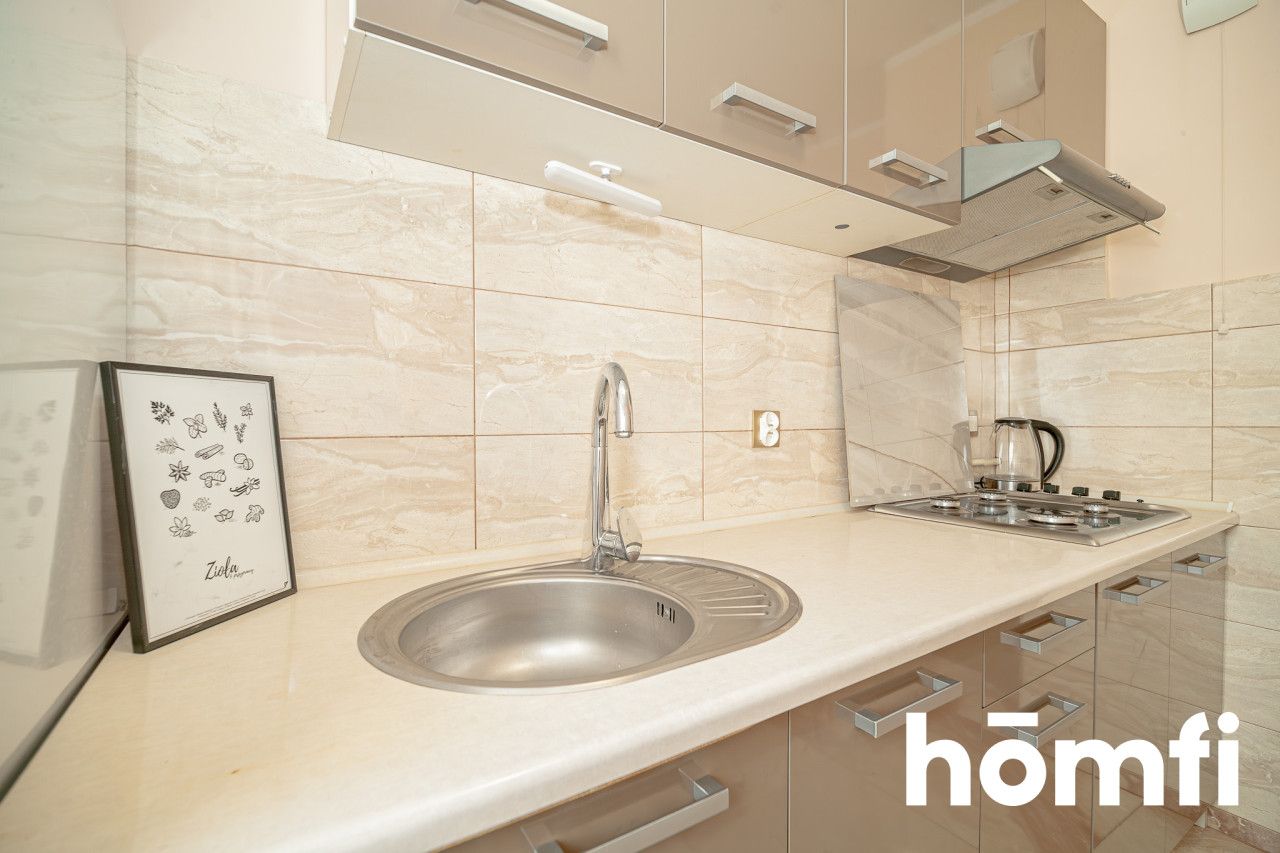 Cozy studio apartment with a balcony – near Promenada - Apartment - Rent - Warszawa, Praga-Południe