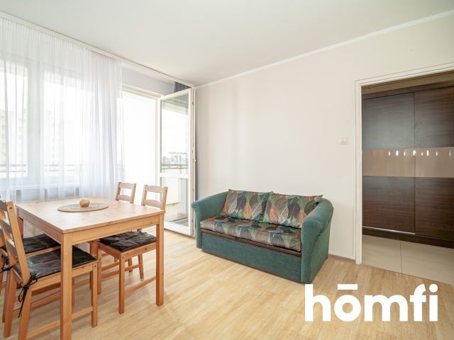 Cozy studio apartment with a balcony – near Promenada - Apartment - Rent - Warszawa, Praga-Południe