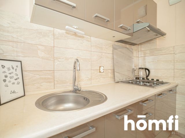 Cozy studio apartment with a balcony – near Promenada - Apartment - Rent - Warszawa, Praga-Południe